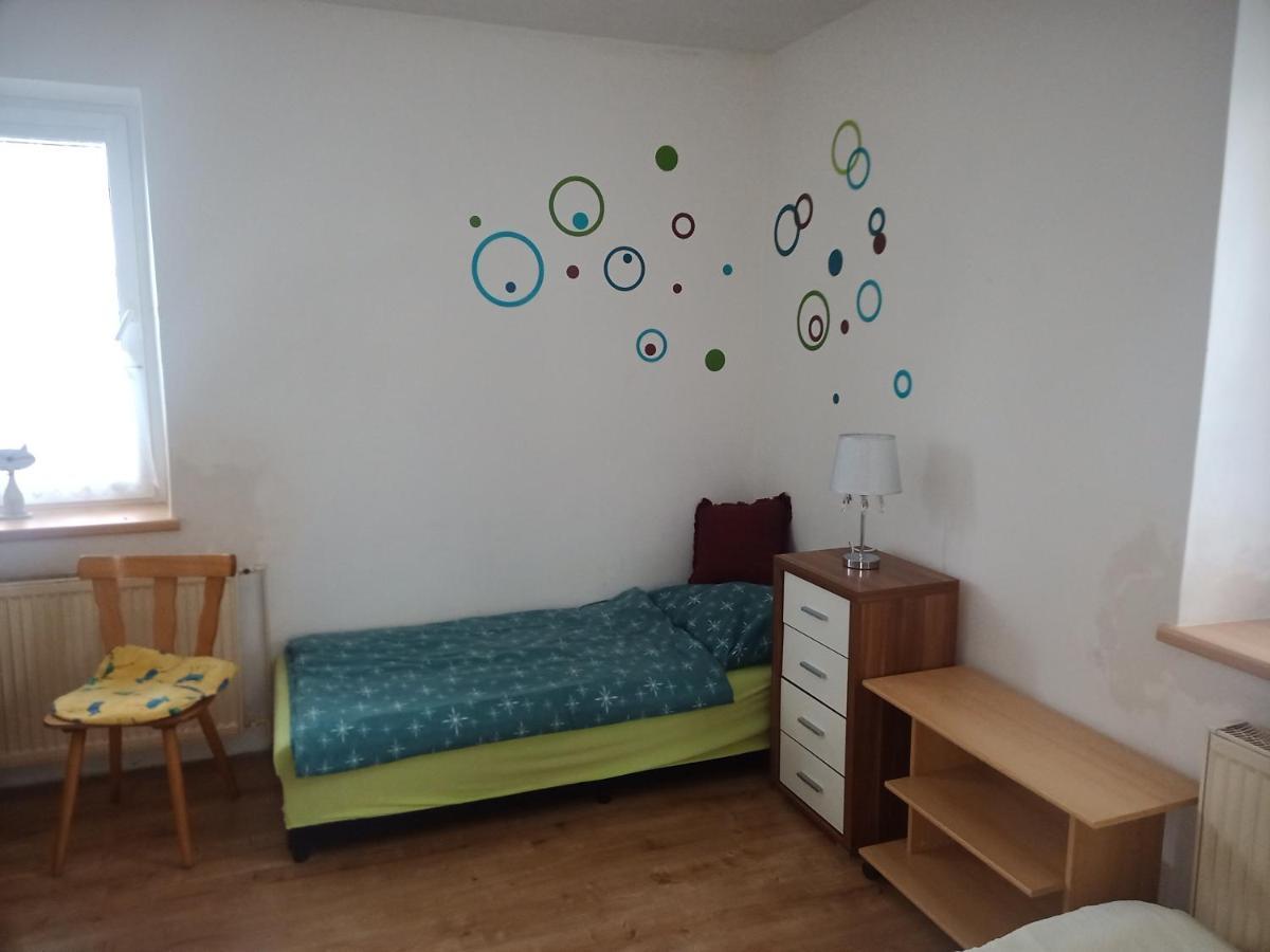 Apartament Na Cervene Louce Apartman Cheb Zewnętrze zdjęcie