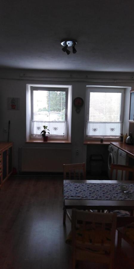 Apartament Na Cervene Louce Apartman Cheb Zewnętrze zdjęcie